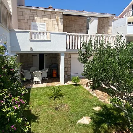 Mediterra Garden & Pool * Bol
