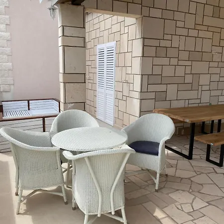 Mediterra Garden & Pool Villa *